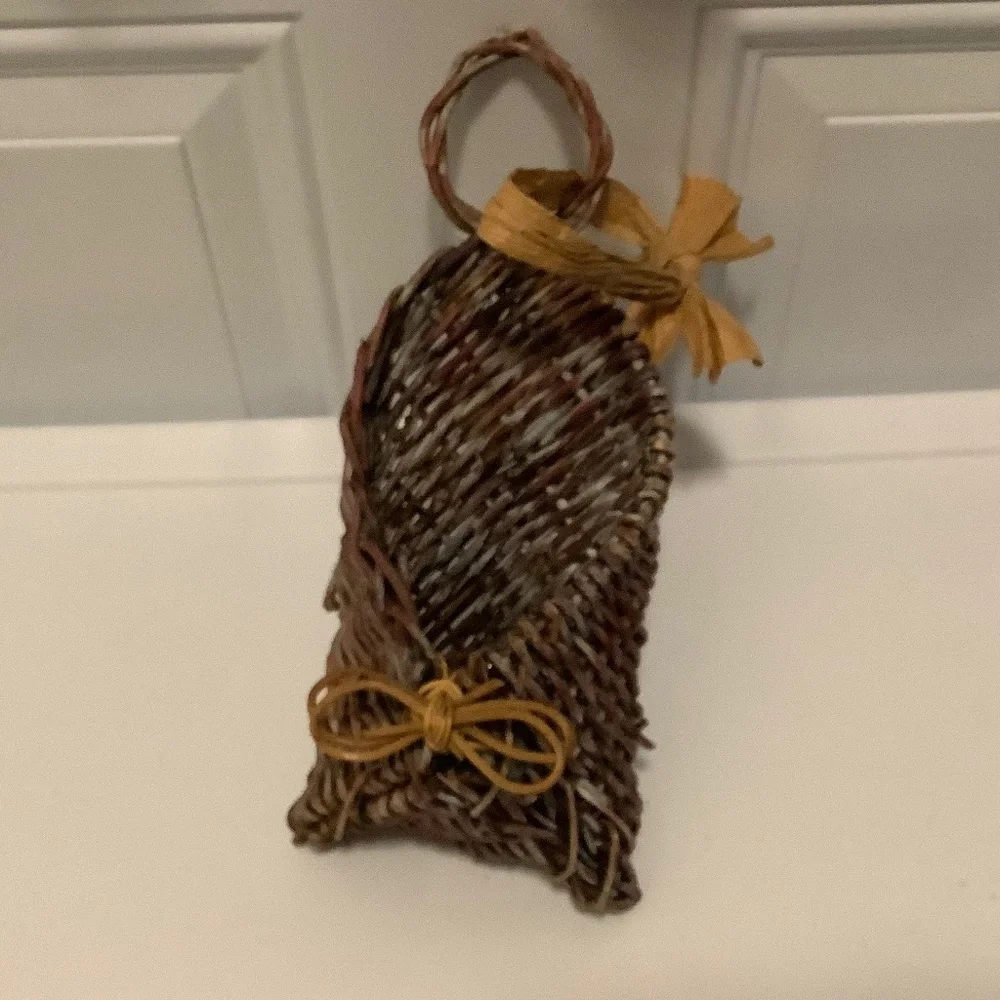 Rustic Grapevine Wall Basket 3x5x9 Country Boho Garden Cottagecore Eclectic